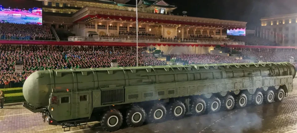 Нова північнокорейська міжконтинентальна ракета "Хвасон-20"