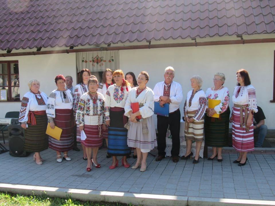 Вовків