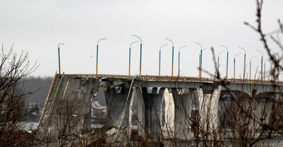 Антонівський міст у грудні 2022 року