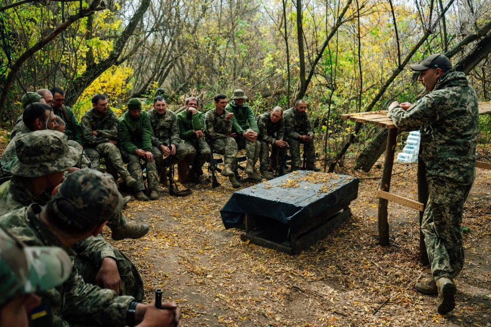 Новобранці 82-ї Буковинської бригади пройшли свій перший бій у VR для опанування емоцій