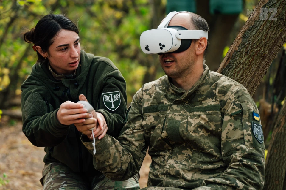 Новобранці 82-ї Буковинської бригади пройшли свій перший бій у VR для опанування емоцій