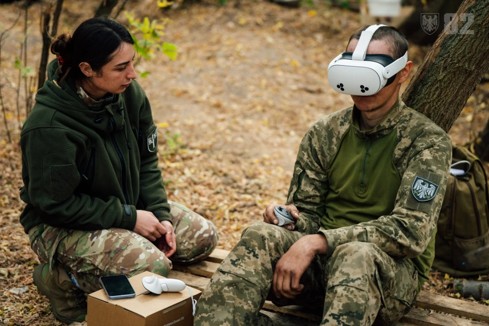 Новобранці 82-ї Буковинської бригади пройшли свій перший бій у VR для опанування емоцій