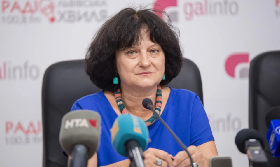 Лариса Возницька