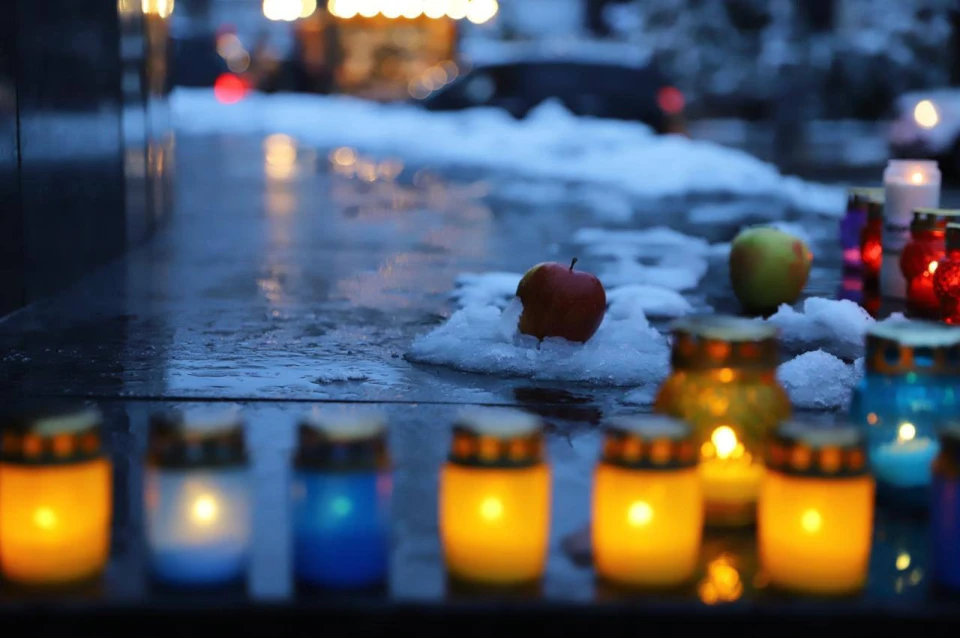 Світло, що символізує памʼять: Львівщина вшанувала жертв Голодоморів в Україні