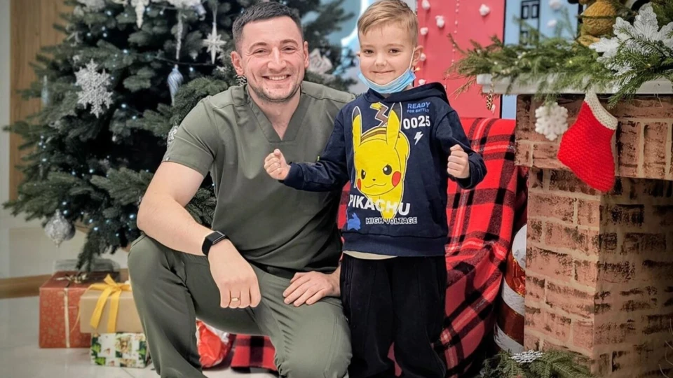 У Львові лікарі виконали 7‑річній дитині першу в Україні подвійну родинну трансплантацію