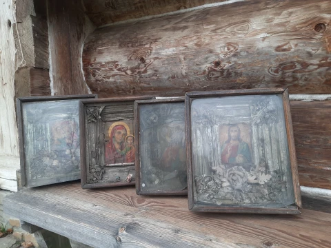 Військовий передав заповіднику "Тустань" 42 артефакти з прифронтової Сумщини