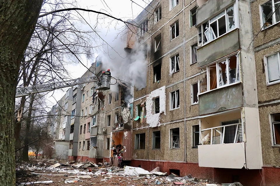 наслідки атаки РФ на 5-поверхівку в Чернігові