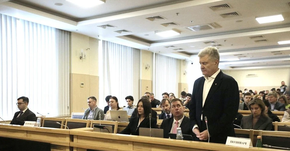 Петро Порошенко в суді
