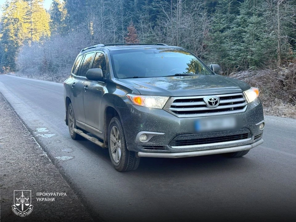 «Toyota Highlander» 2013 року