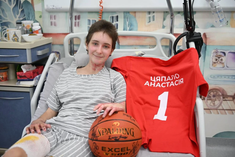 Школярка, яка вижила під час ракетного удару по Тернополю, у березні зробить символічний кидок на баскетбольному турнірі у Львові