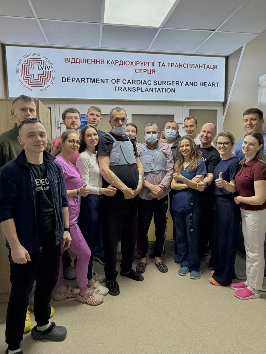 У Львові батькові двох захисників виконали операцію з пересадки серця