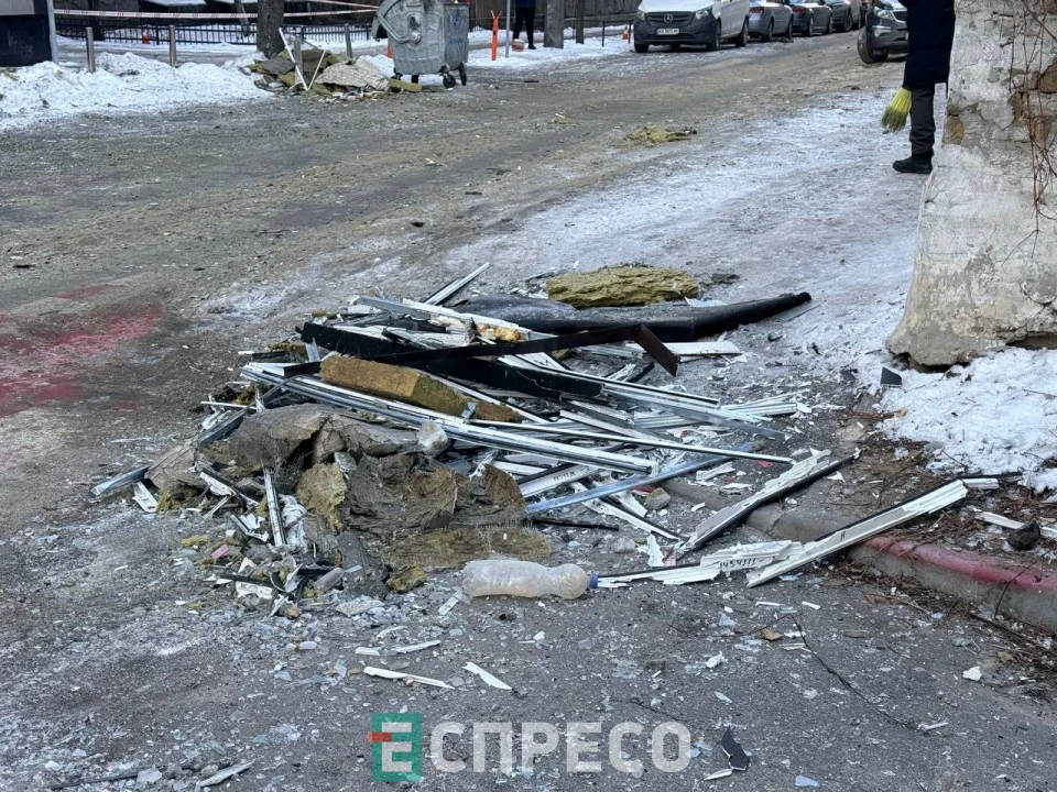 Наслідки атаки в Шевченківському районі Києва