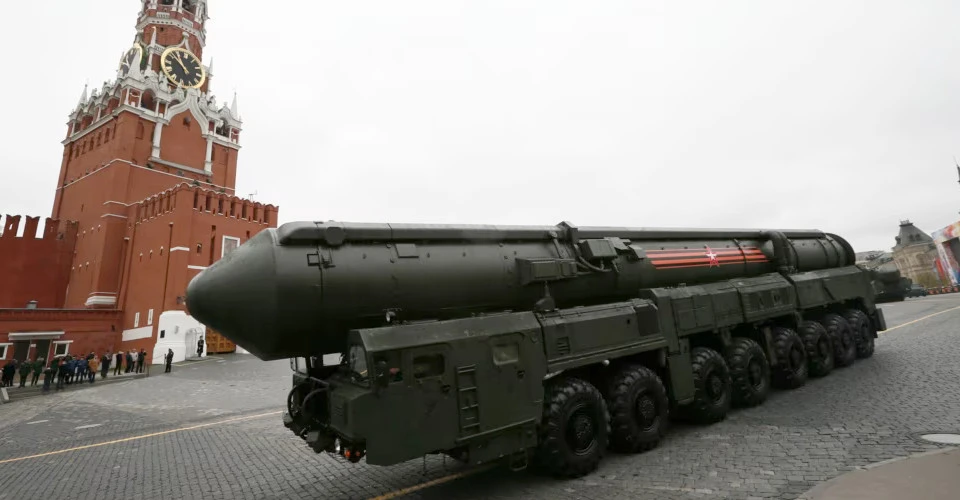 Російська міжконтинентальна балістична ракета "Тополь-М"