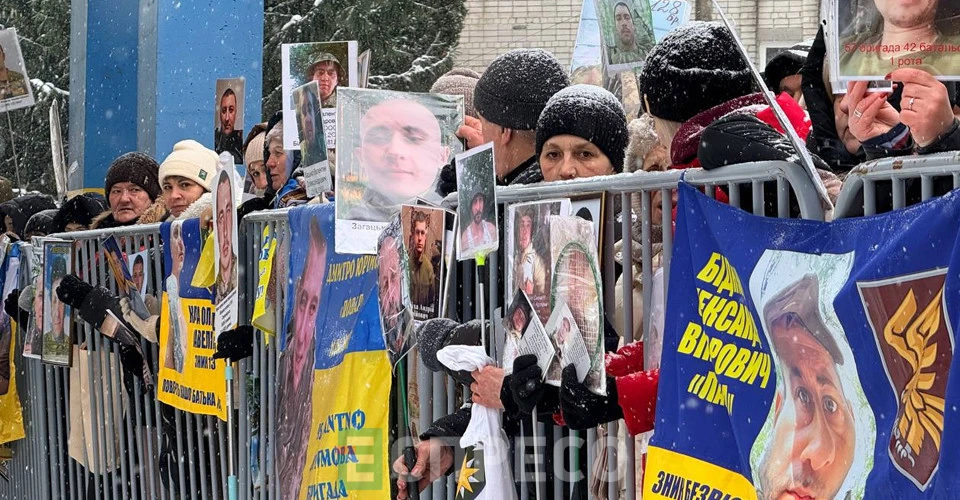 Україна повернула додому 157 полонених