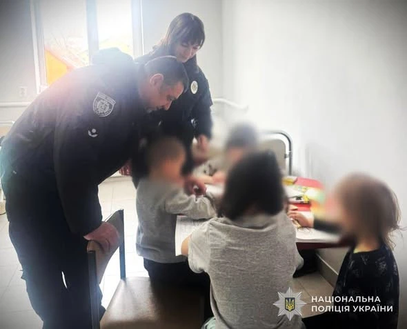 Поліцейські розслідують обставини смерті дворічного хлопчика на Львівщині
