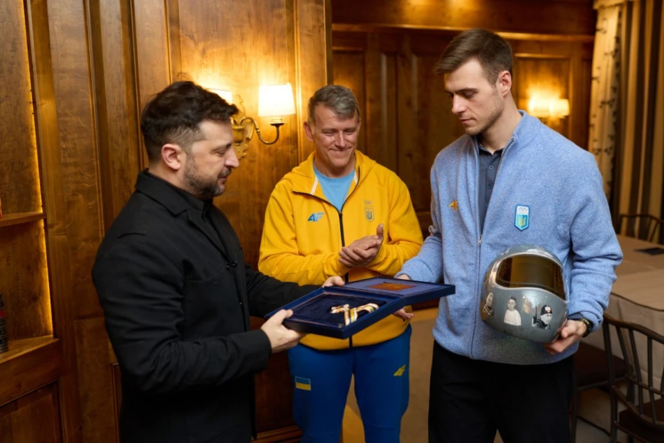 Володимир Зеленський, Михайло Гераскевич та Владислав Гераскевич (зліва - направо)