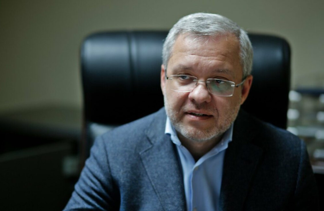 Галущенко заявив, що за навчання його сина платив хрещений батько