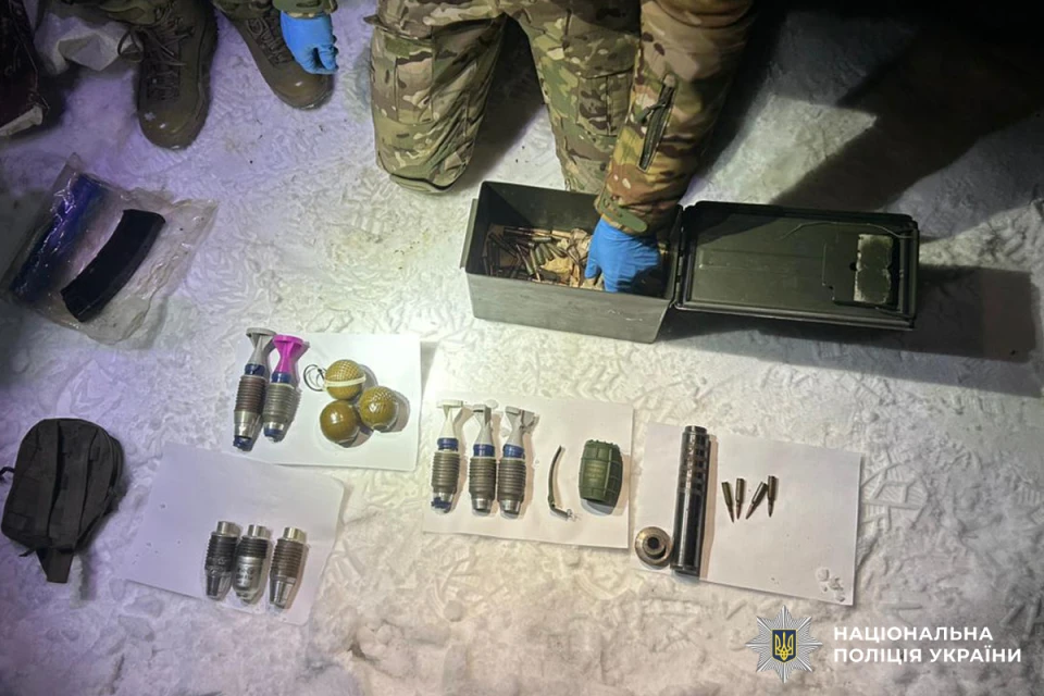 На Буковині затримали чоловіка, який кинув гранату в авто поліції