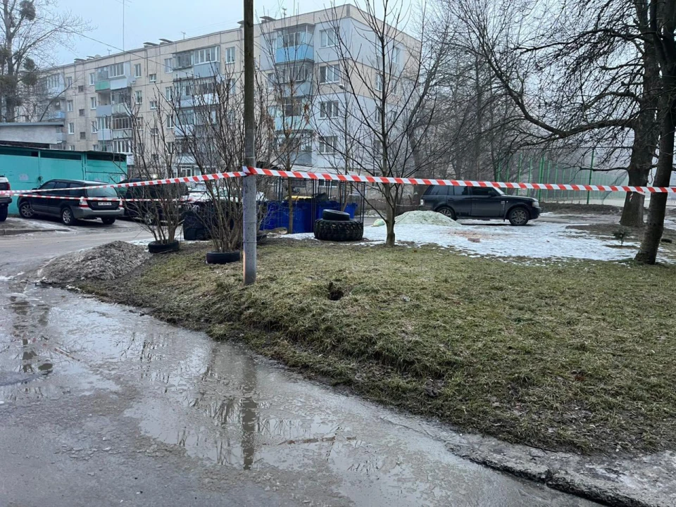 У Львові знайшли гранату біля смітників на вул. Володимира Великого