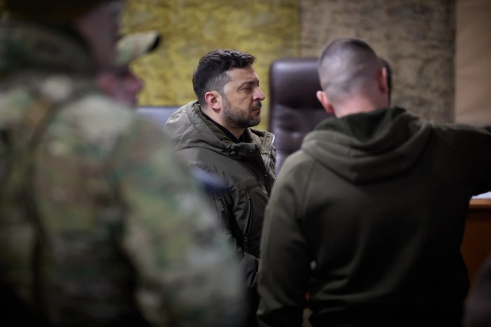 Зеленський зустрівся з воїнами 100-ї бригади з Волині, які боронять Костянтинівку
