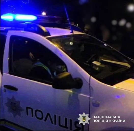В Івано-Франківську затримали чоловіка, який влаштував стрілянину біля продуктового магазину