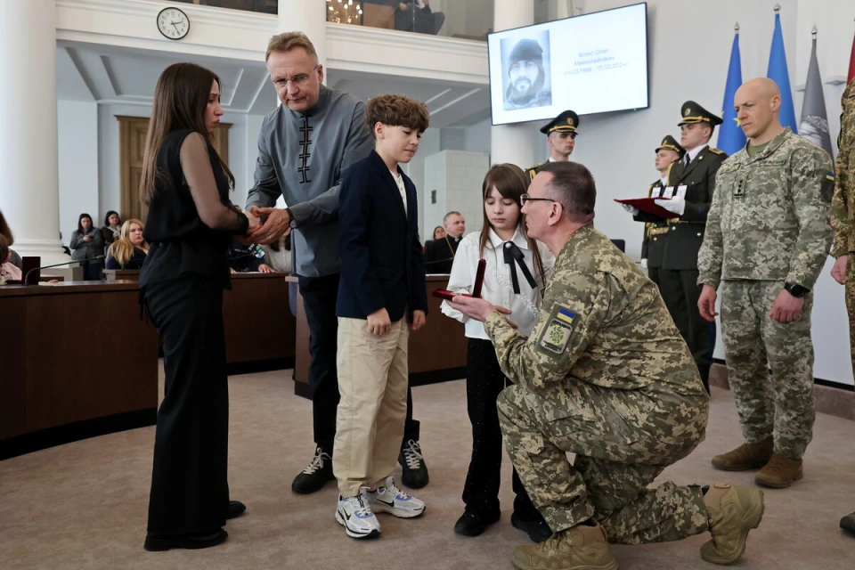 До Дня українського добровольця у Львові посмертно нагородили 35 захисників