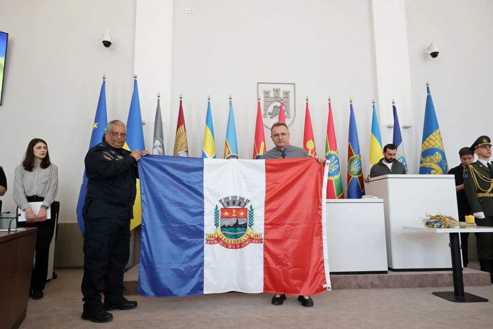 Луїс Толедо, батько бразильського добровольця