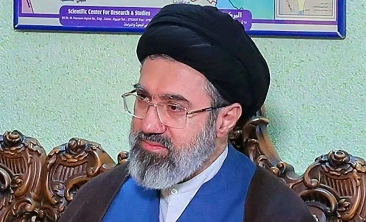 Новий верховний аятола Ірану Моджтаба Хаменеї перебуває в комі