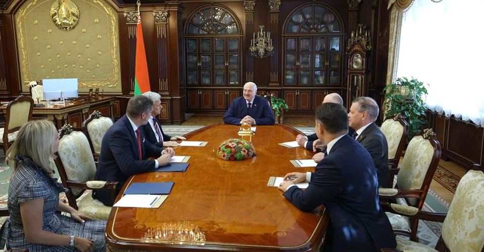 Олександр Лукашенко Джон Коул