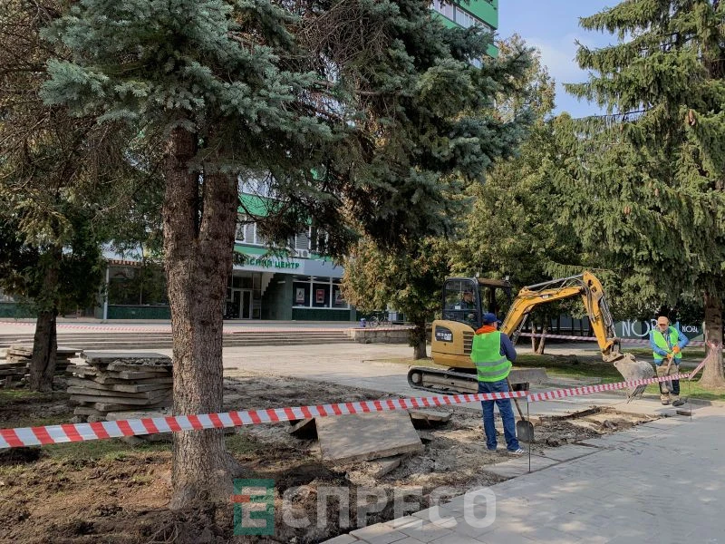 Будівництво бульвару на проспекті Чорновола