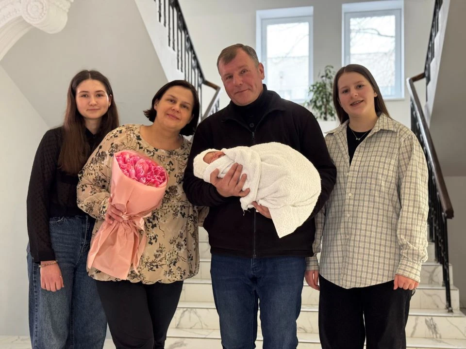 У Львові 46-річна дружина священника народила сьому доньку