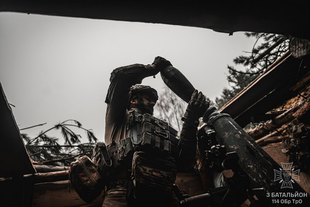 За добу війни РФ втратила 960 військових, 44 артсистеми та 2 бронемашини