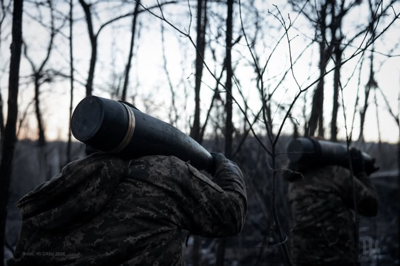 Від початку доби на фронті відбулось 222 бої: більше половини зафіксовано на Покровському напрямку