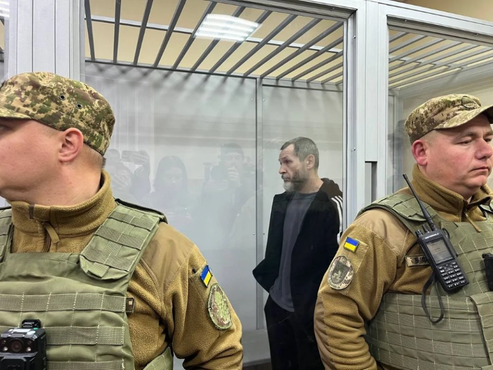 Підозрюваний у вбивстві Андрія Парубія Михайло Сцельніков під час засідання суду 1 квітня