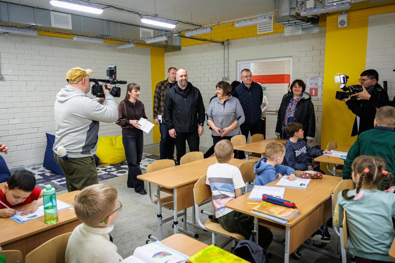 Перша підземна школа почала працювати в Балаклійській громаді