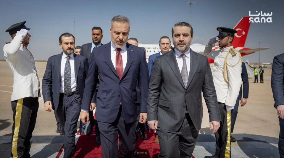 Зеленський прибув із візитом до Сирії: його супроводжує очільник МЗС Туреччини