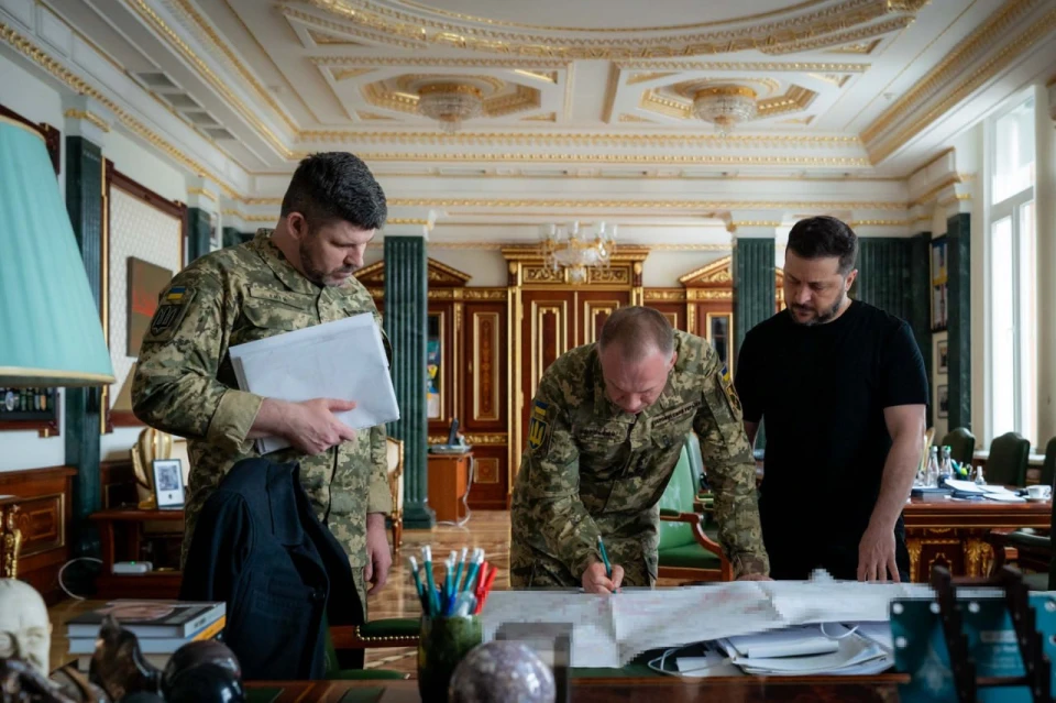 Володимир Зеленський, Олександр Сирський та Андрій Гнатов