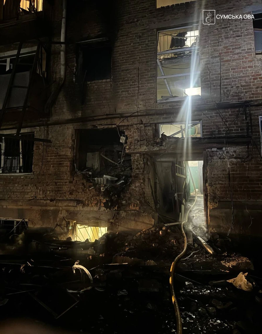 РФ атакувала Україну безпілотниками: у кількох містах пошкоджено житлові будинки. Загинула людина, є поранені