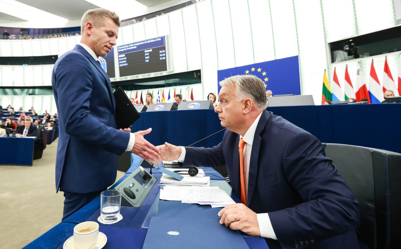 Офіційні результати парламентських виборів в Угорщині: після опрацювання 21,5% бюлетенів лідирує опозиційна партія 