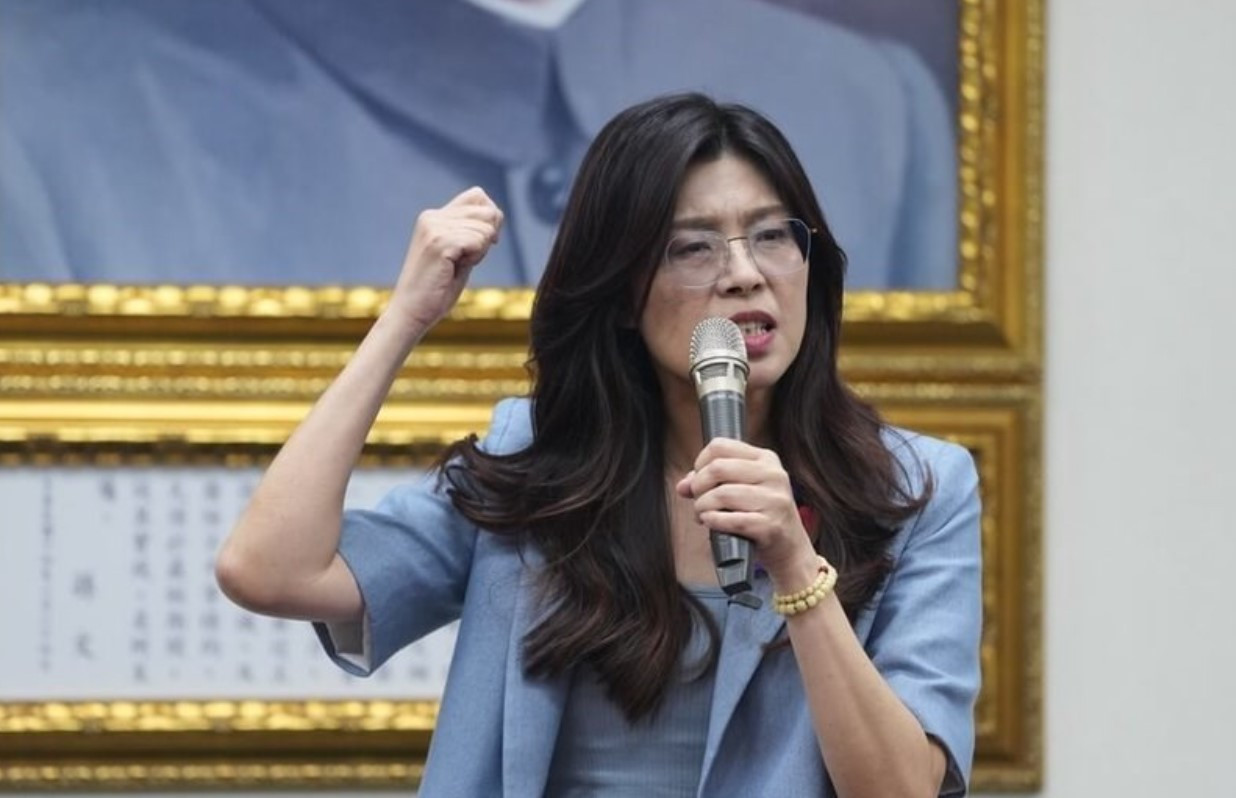 Китай готовий послабити транспорті обмеження та дозволити імпорт риби та кальмарів з Тайваню