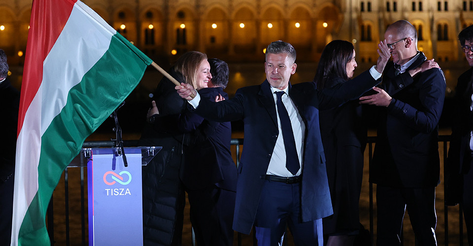 Мадяр закликав Зеленського відкрити трубопровід 