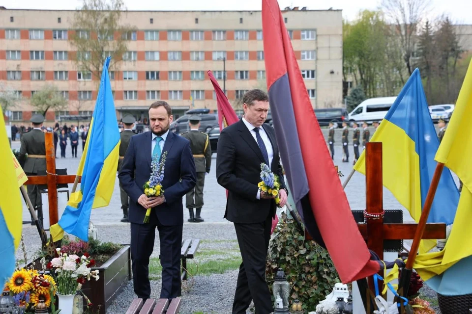 Король Швеції Карл XVI Густав та Володимир Зеленський