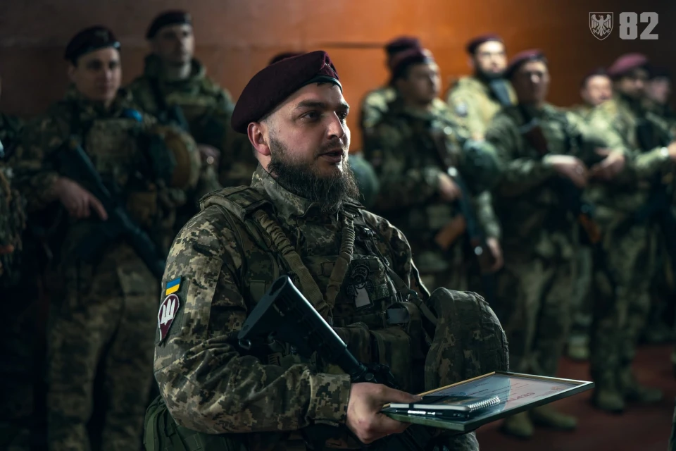У 82-й Буковинській бригаді відбулася урочиста посвята в сержанти