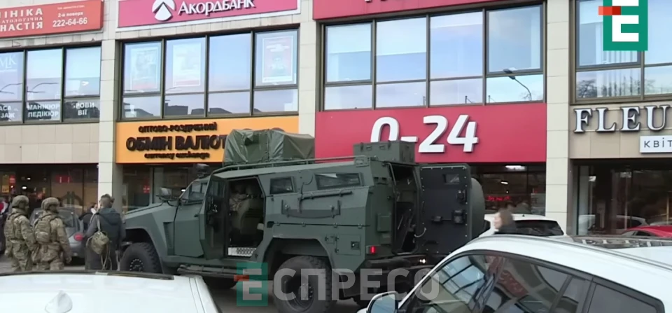 На місці трагедії (Деміївка, Київ)