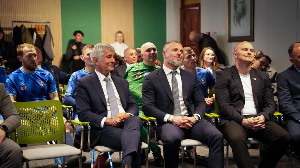 міністр спорту та молодіжної політики Італії Андреа Абоді на тренуванні "Покрова АМП"