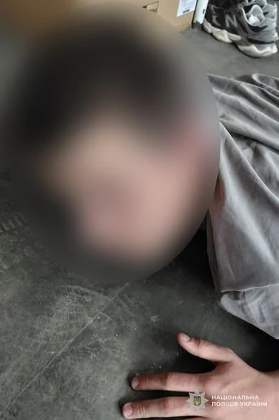 викрадачі пам’ятної таблиці Дудаєву