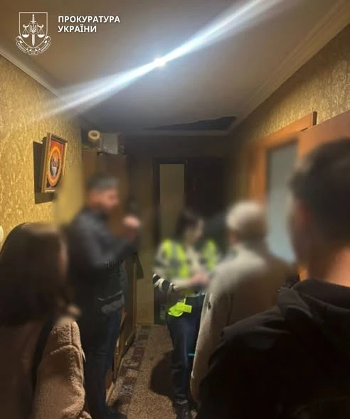 організували секс-бізнес