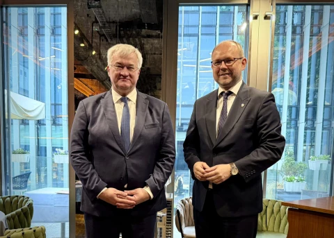 Міністр закордонних справ України Андрій Сибіга разом із керівником Бюро міжнародної політики президента Польщі Марціном Пшидачем