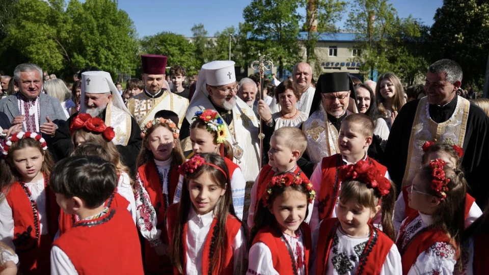 Дрогобицькій гімназії №14 надали імʼя єпископа УГКЦ Юліана Вороновського