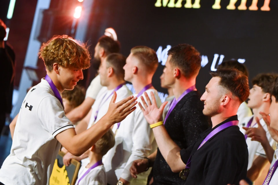 команди U-14, U-15 та U-16 "Руху" — чемпіони України